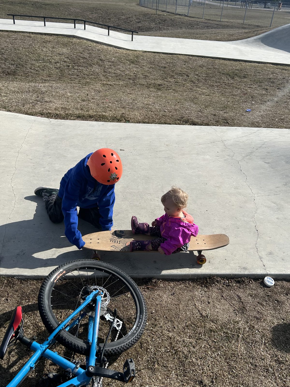 Teaching a toddler to skate